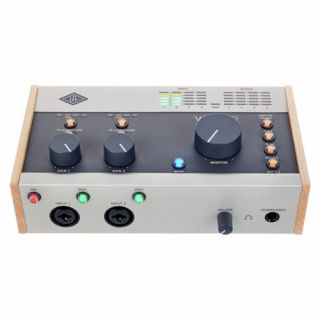 volt_476_universal_audio__audio_interface_4in_4out_face_2
